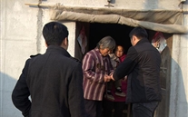 “天寒人心暧、职企一家亲”—成武县8868体育平台燃气公司领导“送温暖”慰问困难职工家属